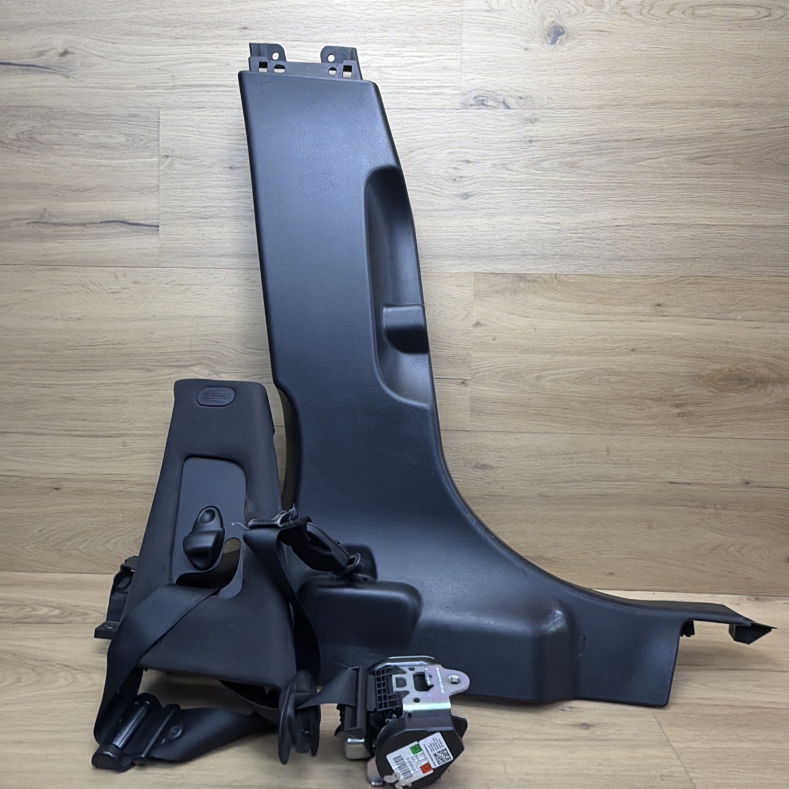 🟢14-2019 MASERATI GHIBLI M157 OEM LEFT FRONT SEAT BELT RETRACTOR 6700174360🟢