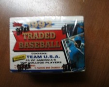 1992 TOPPS TRADED FACTORY SEALED SET VINTAGE BASEBALL CARDS