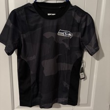 Seattle Seahawks Camo Performance Youth Black and gray shirt NWT size 10-12 med