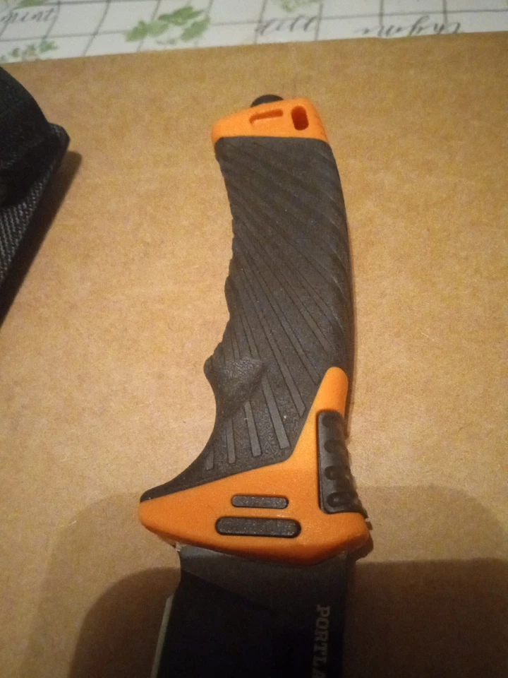 Нож для выживания с фиксированным лезвием Gerber Portland Oregon острый как бритва снятый с производства  - Изображение 4 из 4