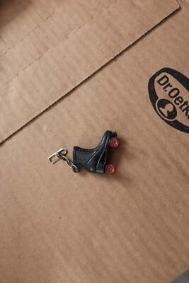 Vintage Rollerblade  4 wheels Skate Keychain miniature 5cm toy key-ring
