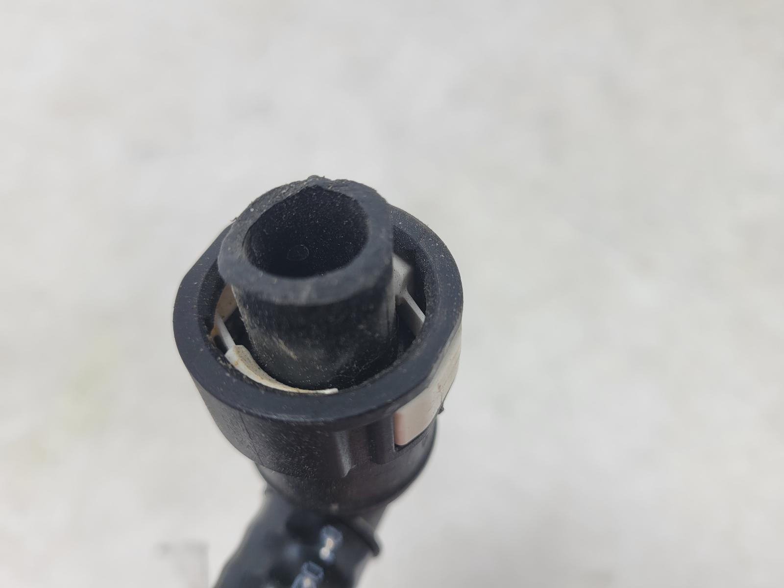 2017-2020 Ferrari Portofino OEM PIPE FROM INTAKE TO DRIVERSIDE VENTURI | 747661