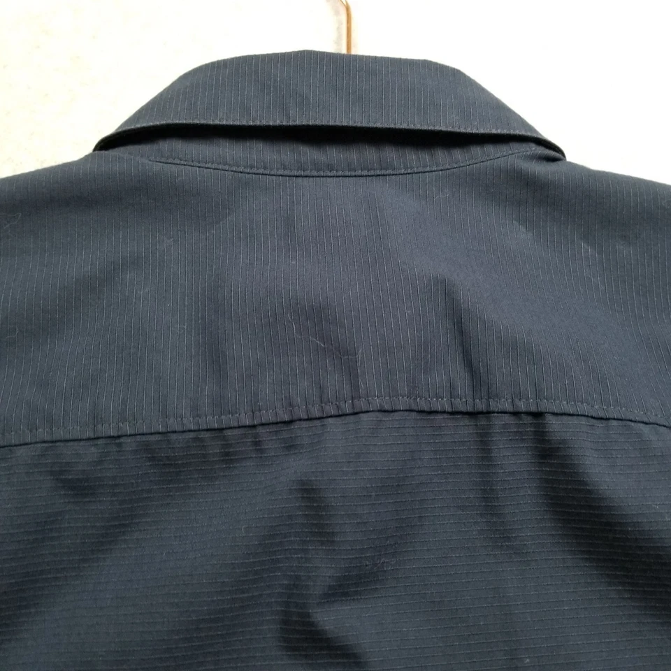 Camisa con botones Axist para hombre extra grande XL azul oscuro manga corta dos bolsillos Foto 4 de 4