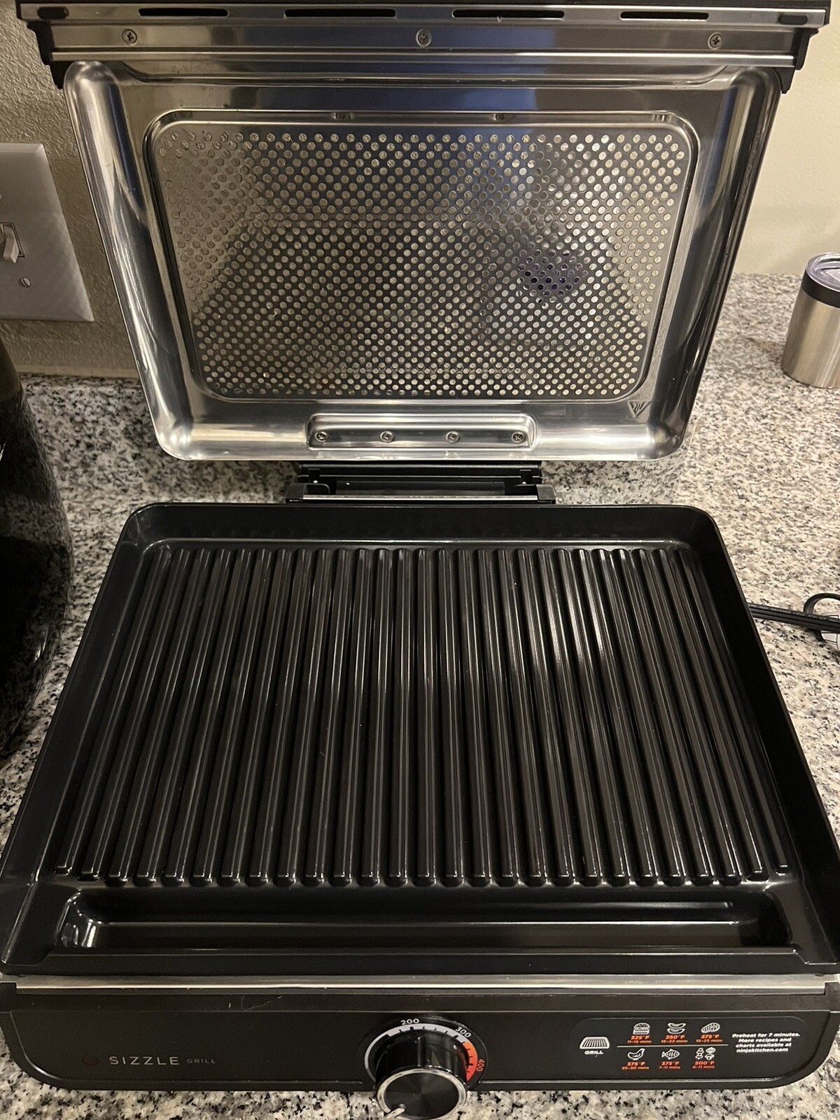 Ninja GR101 Sizzle Smokeless Indoor Grill & Griddle Falak Tayyeb