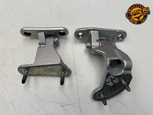 2020-2025 MERCEDES GLE GLS CLASS REAR RIGHT DOOR HINGES PAIR (SILVER) OEM - Picture 5 of 7