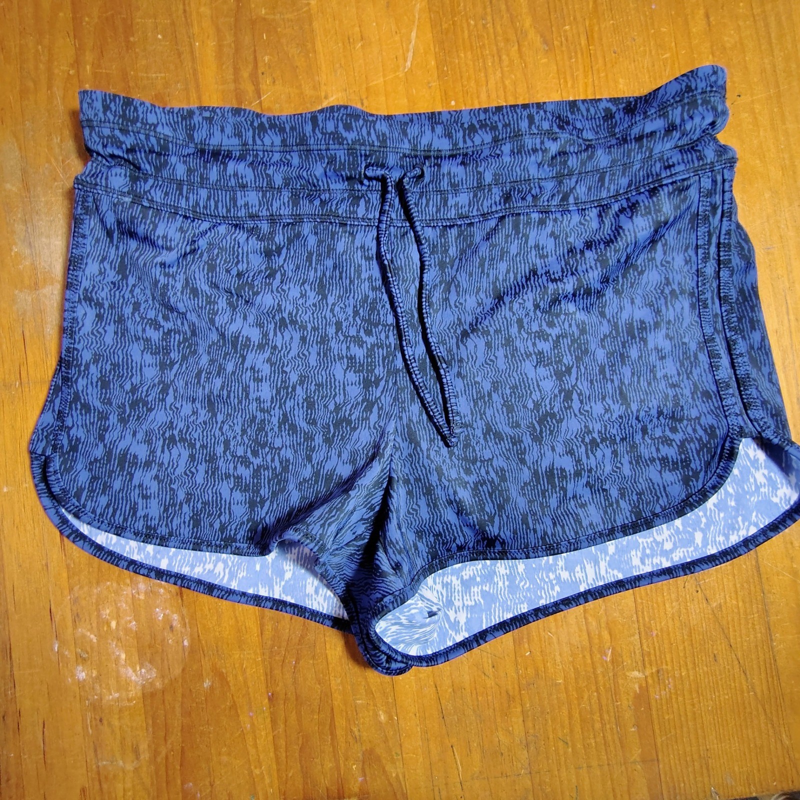 Athleta Blue Black Abstract Pattern Athletic Shor… - image 1