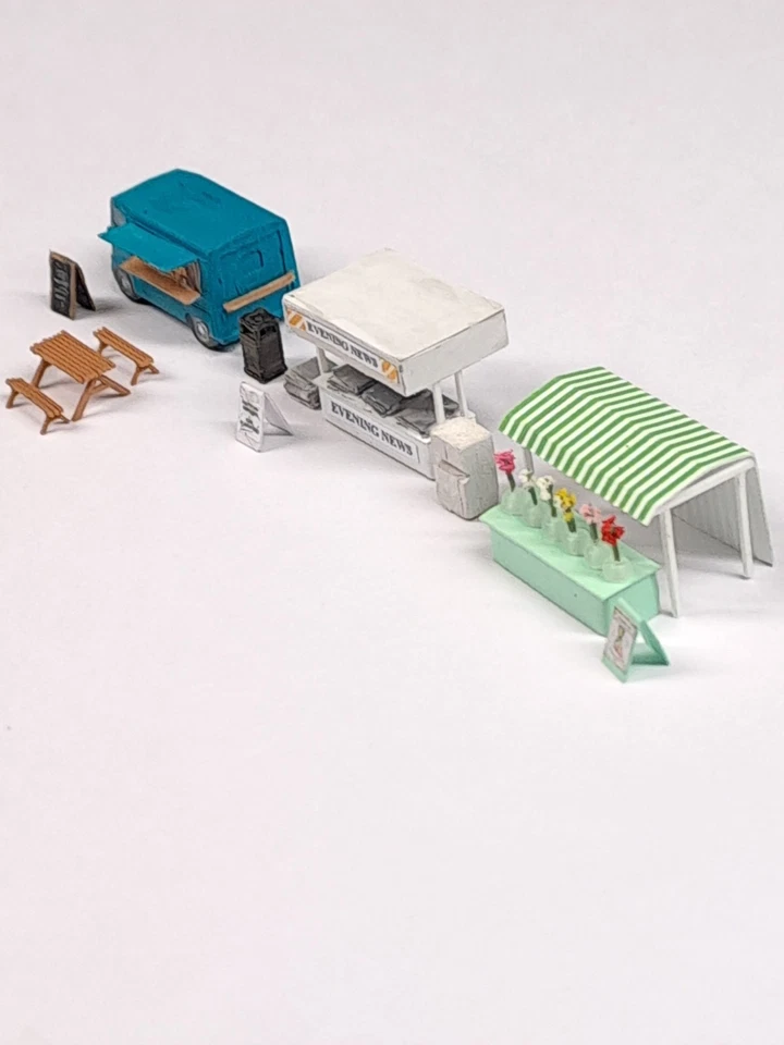 N gauge market station stalls news vendor, flower stall, catering van job lot - Image 3 of 4