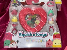 SQUISHMALLOWS Squish-a-longs Red Heart Case w/4 Mini Squish & 4 Accessories NISP