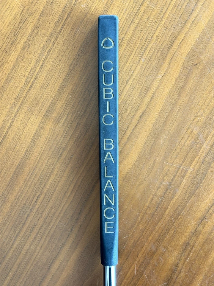 Cubic Balance CB-60 putter 35” Right Handed Original Grip  - Image 3 of 4