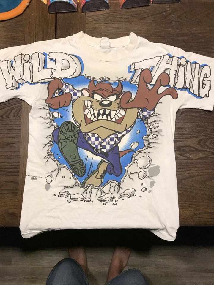 Camiseta gráfica vintage años 90 Looney Tunes Tasmanian Devil (Wild Thing) 1995 (rara) Foto 2 de 4