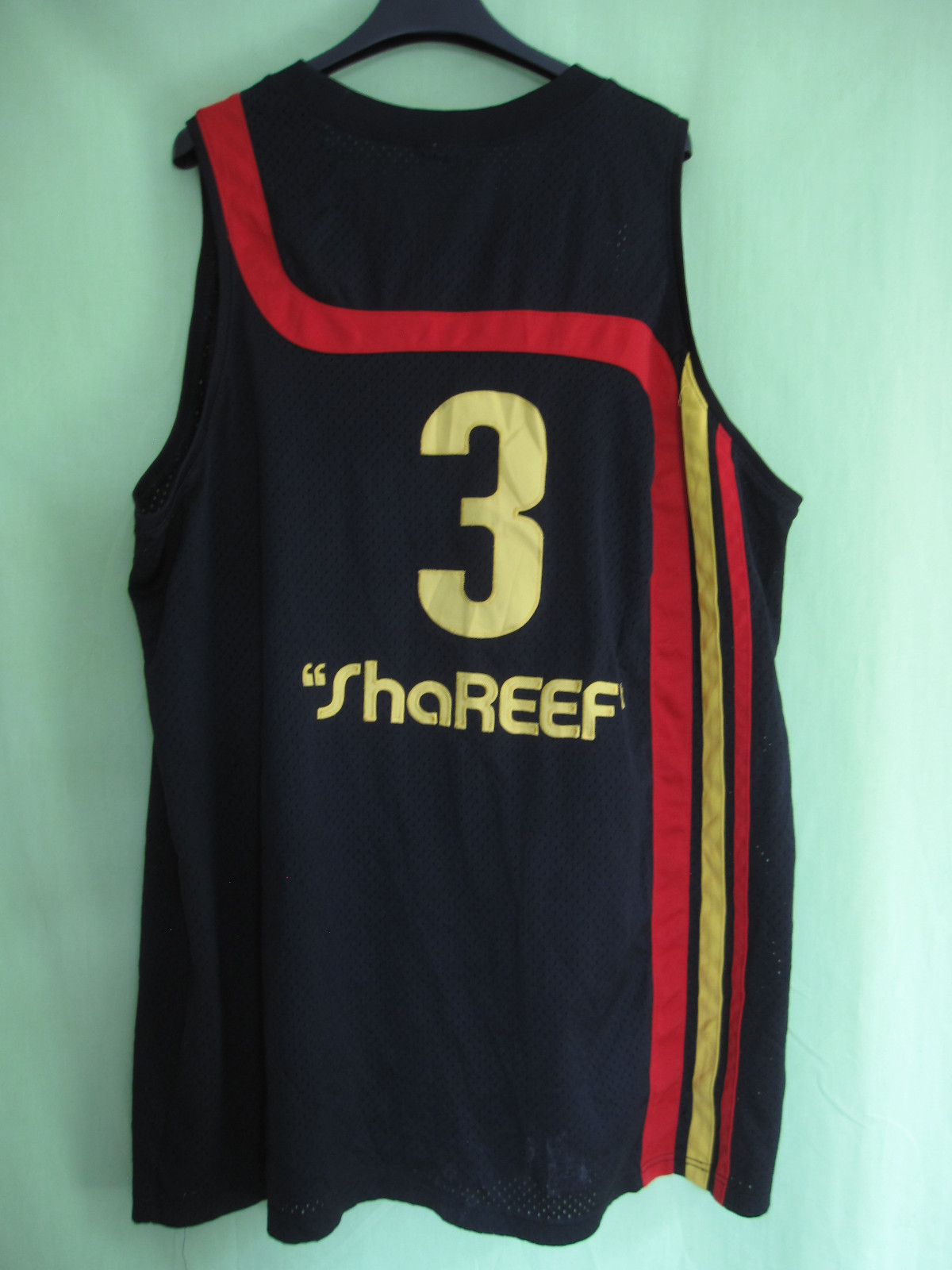 Picture 2 of 6