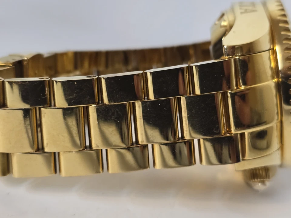 Reloj Cronógrafo Automático Invicta Reserve Diamond Pro Diver Oro 47mm 28885 Foto 4 de 4