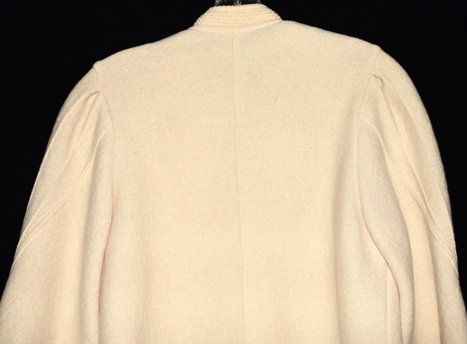 Vintage Geiger Ivory Boiled Wool Embroidered Jacket Size 38 Made in Austria - Image 4 of 4