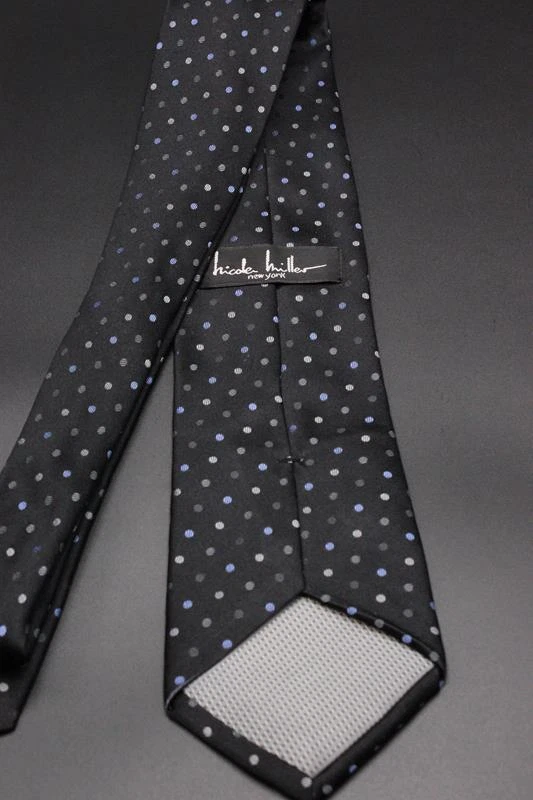Corbata de seda NICOLE MILLER NY. Negro con lunares grises y azules. Foto 3 de 3
