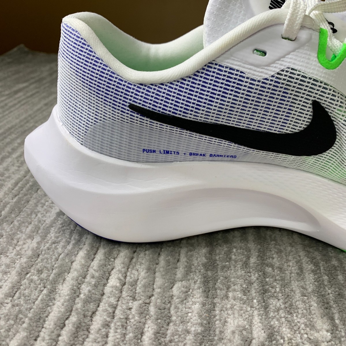 Nike Zoom Fly 5 Running Shoes Mens 11 White/Black-Green Nike Zoom Fly 5 Running Shoes Mens 11 White/Black-Green