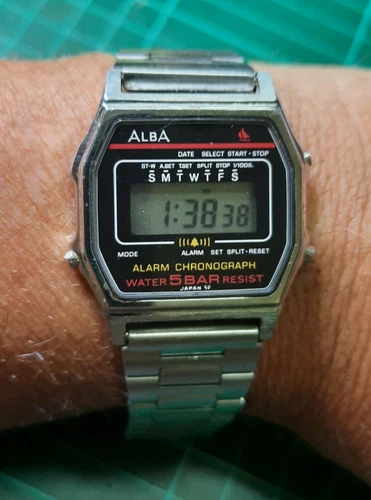 RARE VINTAGE ALBA (SEIKO) Y799 4750 LCD WATCH (SK-551) Working Full Japan 1988