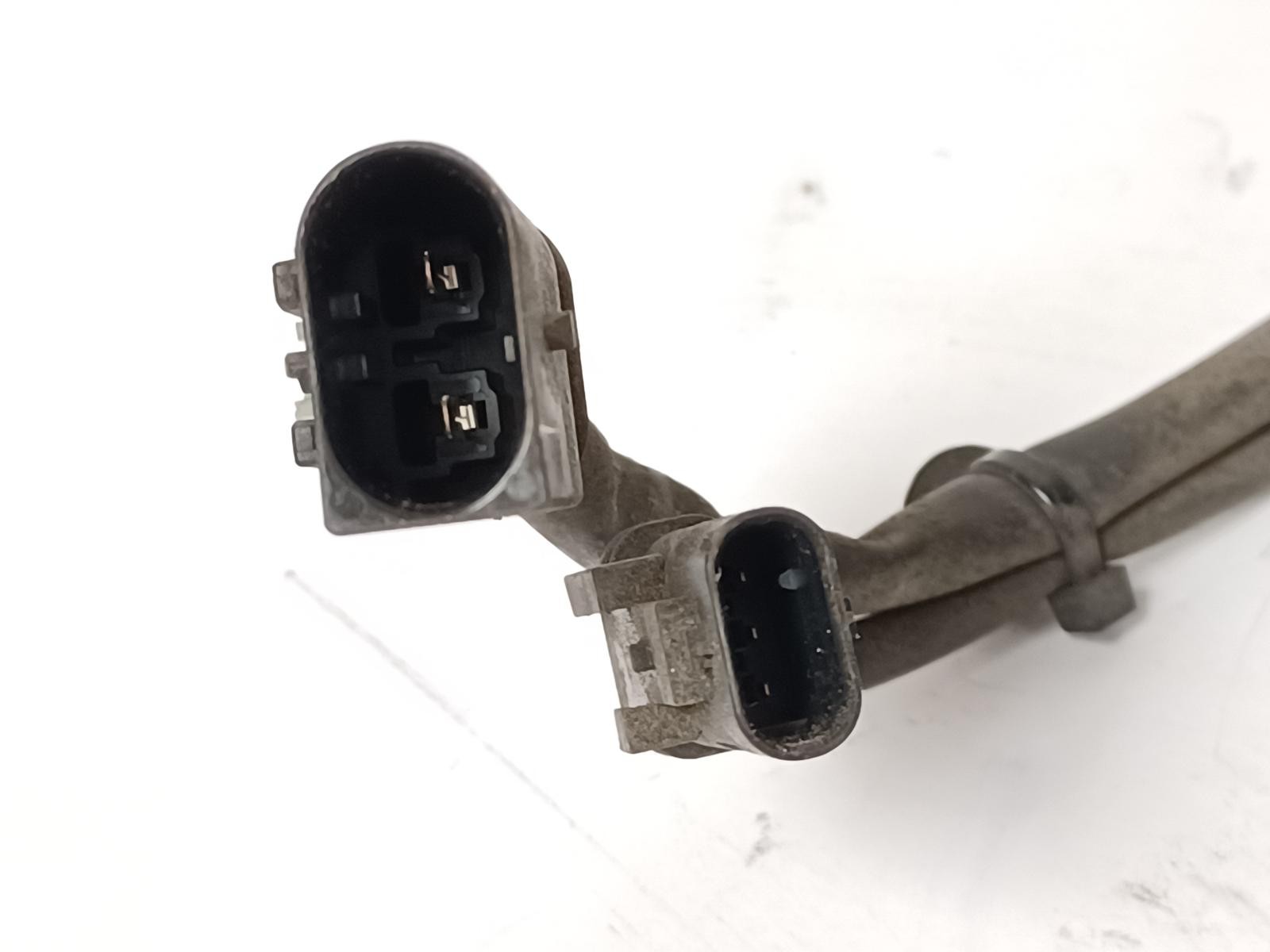 Used Air Suspension Compressor fits: 2020 Maserati LEVANTE  Grade A