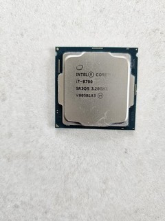 Intel Core i7 8700 CPU (6 Cores 4 60GHz Prozessor) FCLGA1151 Gebraucht