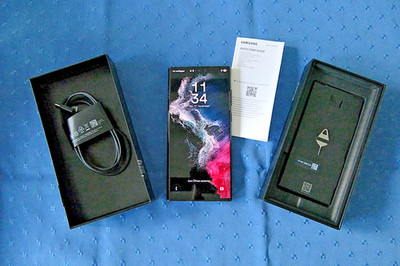 Samsung Galaxy S22 Ultra SM-S908B/DS - 256GB - Phantom Black (Ohne Simlock) OVP