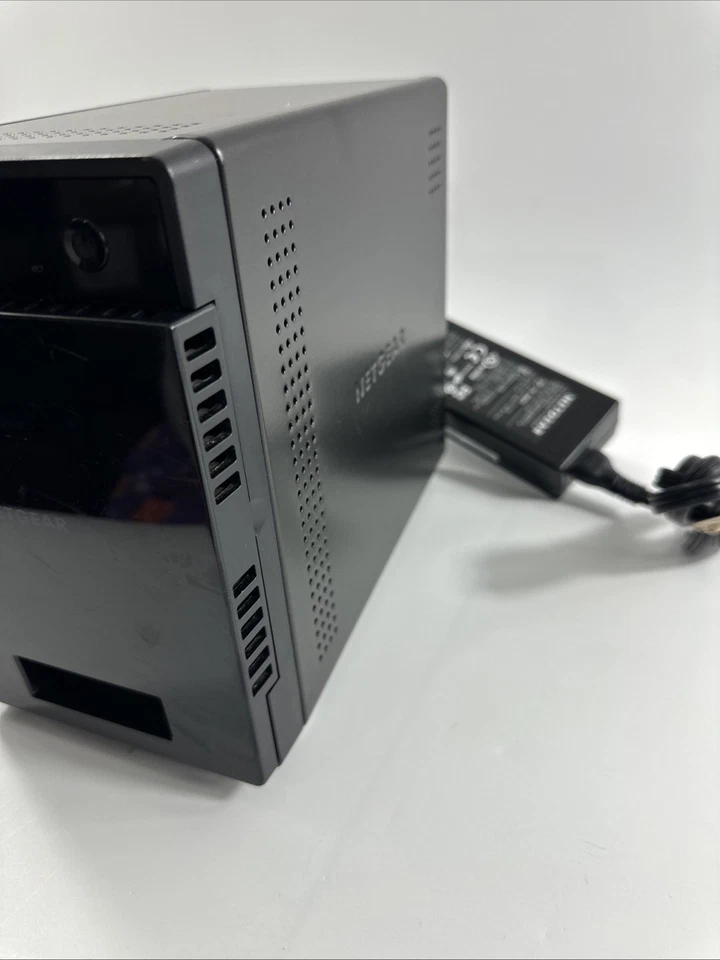 Power Tested Netgear RN204 RND-4E 4-Bay Advanced Network Storage 0HD AS-IS - Image 3 of 4