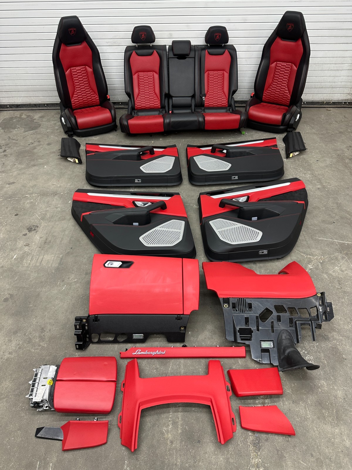 2018-2024 LAMBORGHINI URUS FRONT REAR RED SEATS PANELS FULL INTERIOR SET OEM