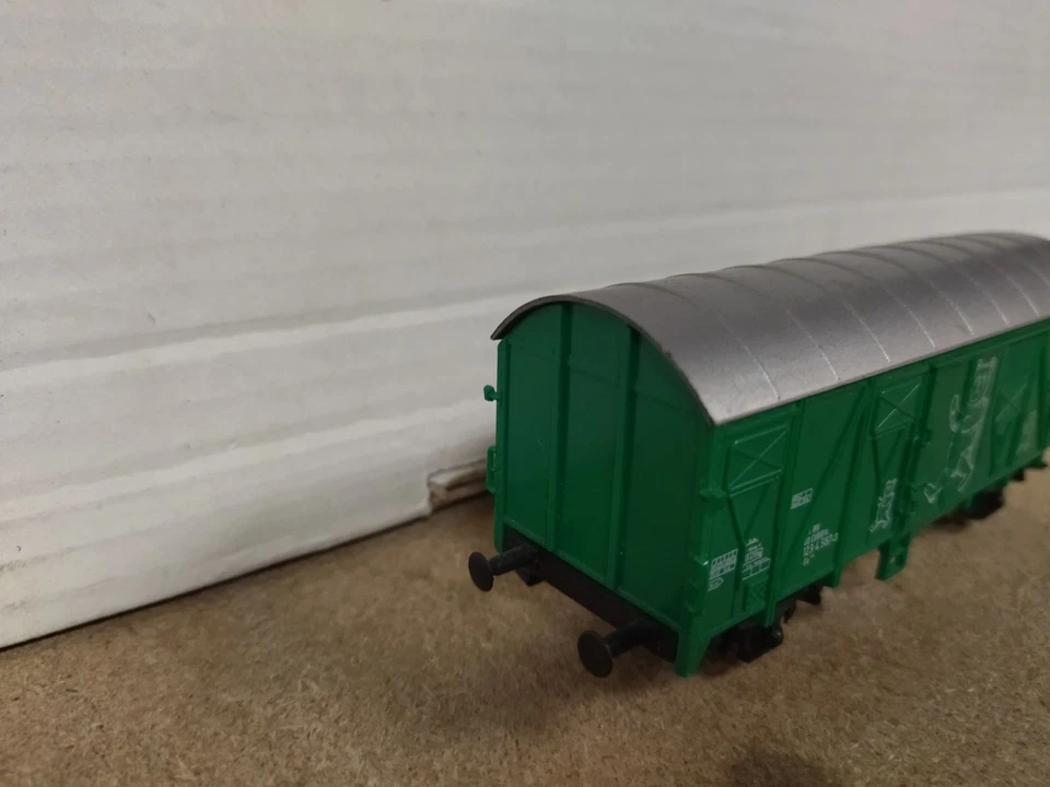 VAGON CERRADO VERDE 1:87 H0 ROCO NO BOX - Imagen 2 de 4