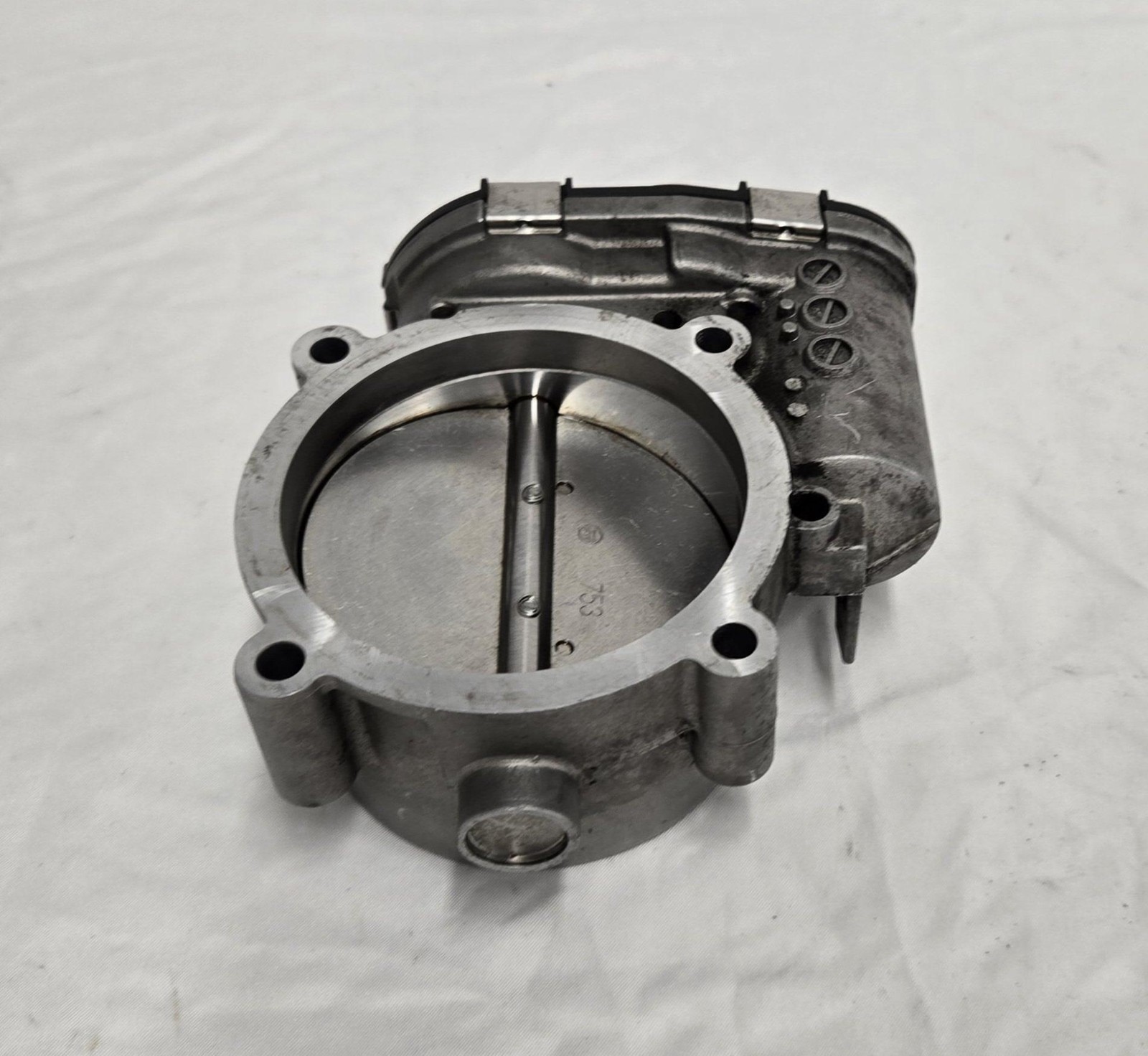 2005 Maserati Quattroporte M139 4.2L Throttle Body Valve Assembly OEM