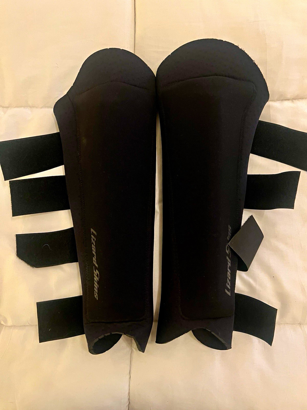 (Used) Lizard Skins Cycling Shin Guards Black Adult Mountain Bike BMX Trail Armor Pads (29.99 USD) (Used) Lizard Skins Cycling Shin Guards Black Adult Mountain Bike BMX Trail Armor Pads (29.99 USD)