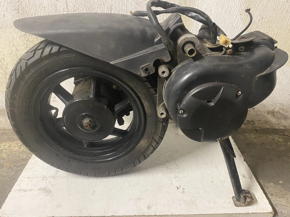 MOTEUR COMPLET TNT ROMA 50 / 2T ORIGINE - 3300 KM - Photo 3/4