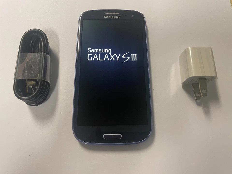 Samsung Galaxy S3   (Unlocked) Blue Good Condition - Image 2 of 4
