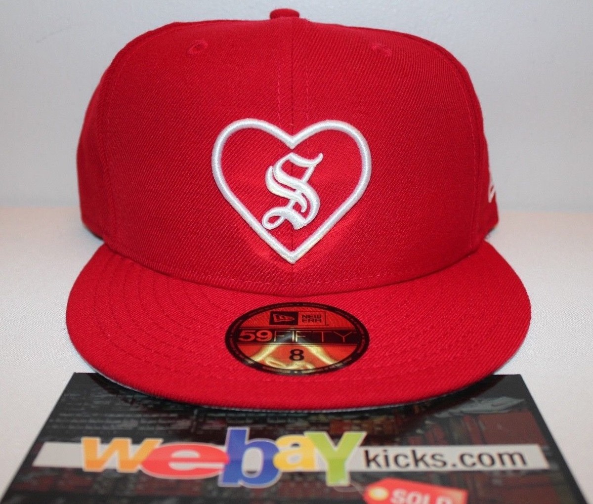 New Era Supreme New York Heart Red White Size 8 Fitted Cap New Era Supreme New York Heart Red White Size 8 Fitted Cap