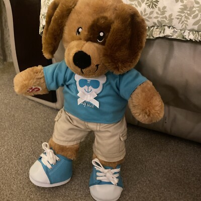Baumeister Bär Umarmungen und gute Wünsche Teddy mit Schuhen
