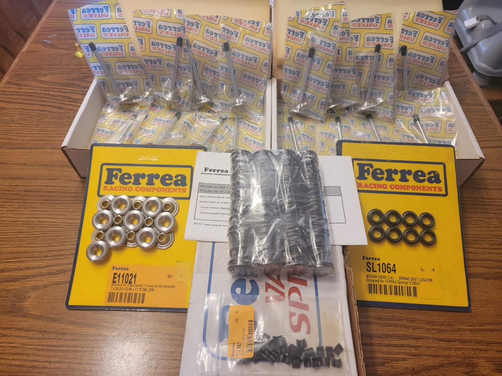 Nissan KA24DE 240sx Ferrea Valves /Dual Valve Springs / Titanium