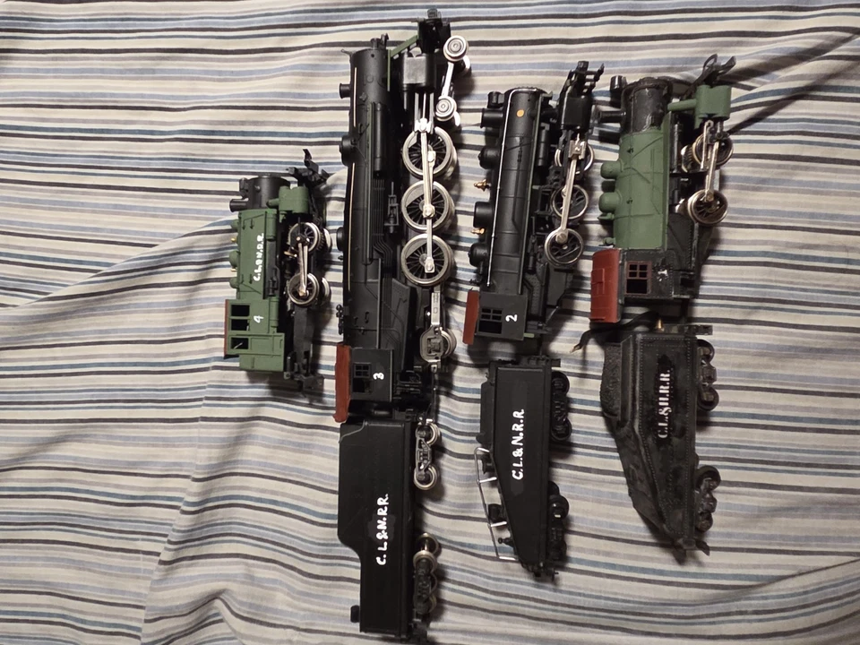 HO SCALE FICTIONAL RAILROAD C,L,&N.R.R LOCOS NUMBER 1-4 TWO RUN TWO DON'T - Image 2 of 4