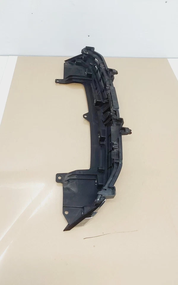 Хромированная и синяя верхняя решетка радиатора 2014 Honda Insight от оригинального производителя 71121-TM8-G1 - Изображение 4 из 4