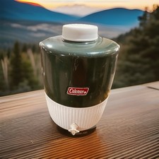 Vintage Coleman 42 Oz Green Insulated Water Bottle Jug Spout USA Made Handle