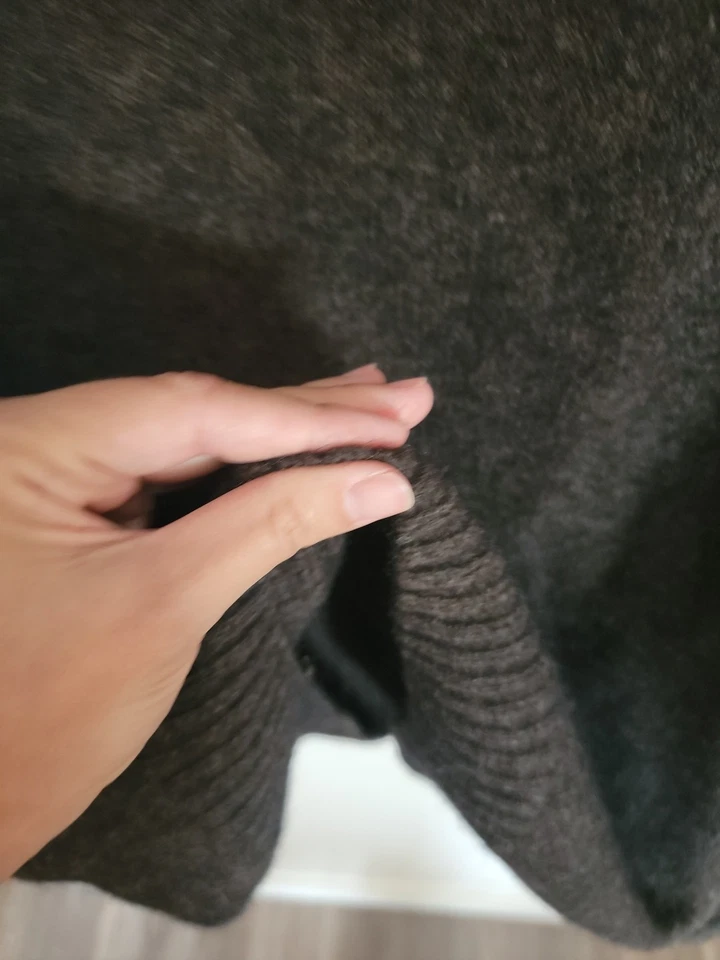 McDonald New Zeland Merino Wool Possum Fur Blend Blue Sweater Sz L - Image 4 of 4