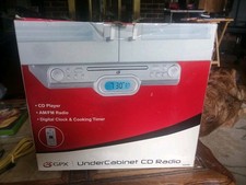 GPX KC318S Under Cabinet CD Radio Cd/AM/FM/Radio/Digital Clock Cooking Timer