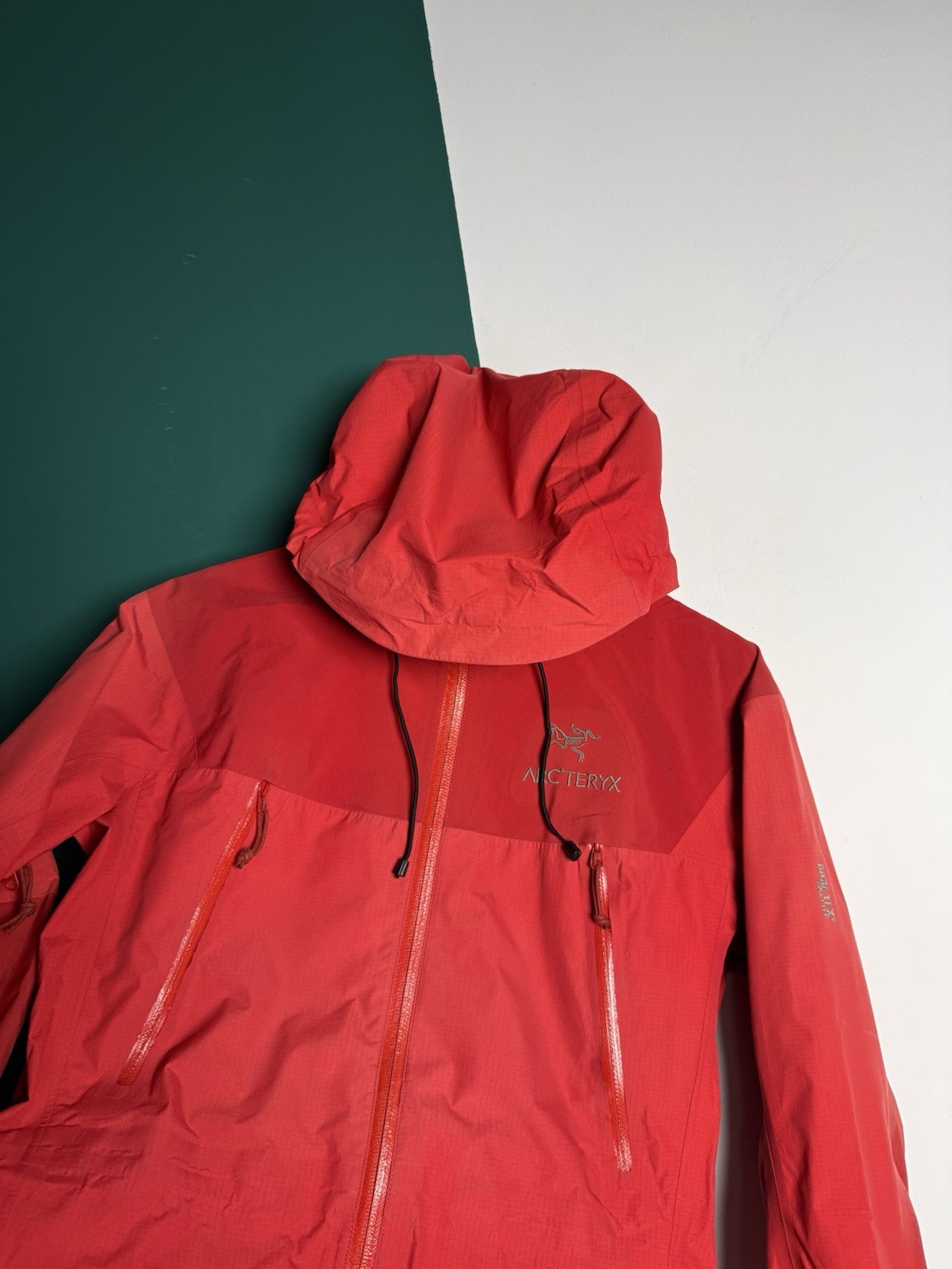 Arc'teryx Beta AR Gore-tex XCR shell women's size S Vintage 2000s thumbnail 3