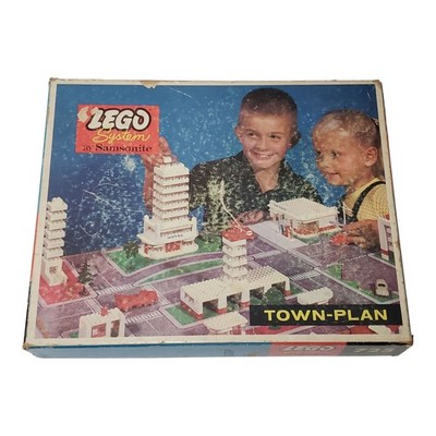 Rare Vintage 1961 LEGO System 725 Town Plan with box and parts By Samsonite