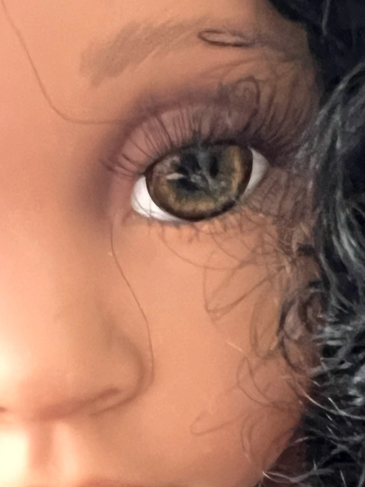 Muñeca afroamericana Kaylee de colección Paradise Galleries Donna Rubert porcelana 24"" Foto 3 de 4