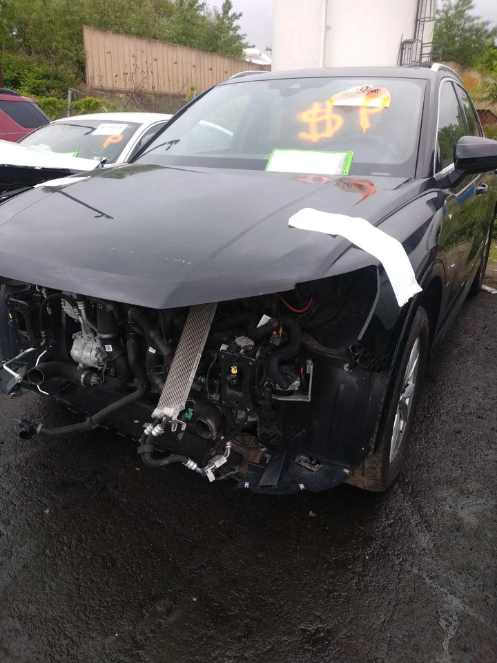 2021 AUDI Q3 Left Door Black 85000 Mi OEM Used NJ25-17478-438537 - Image 2 of 3