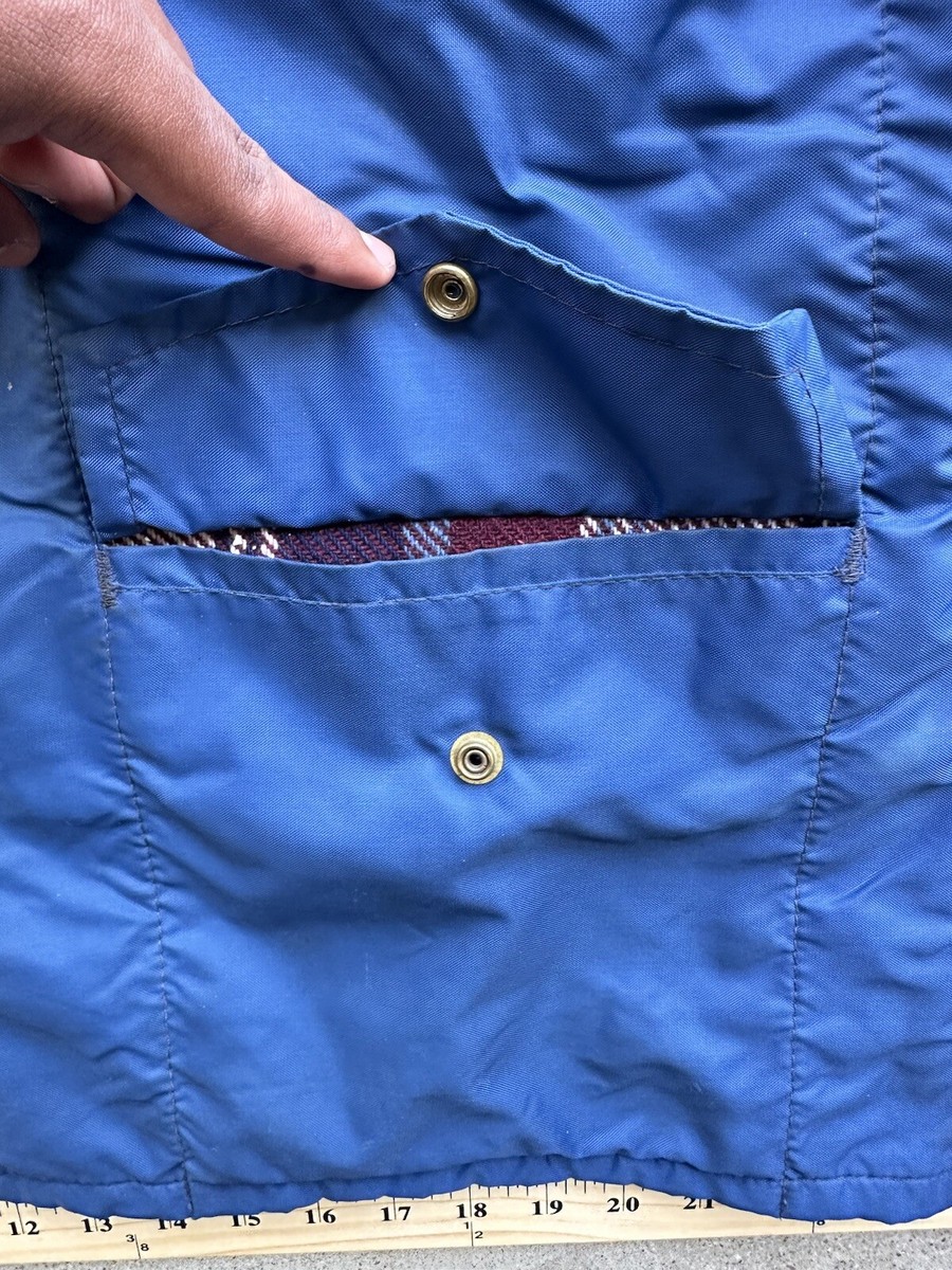 Vintage Pioneer Brand Jones Vancouver Canada Blue Plaid Wool Vintage Pioneer Brand Jones Vancouver Canada Blue Plaid Wool