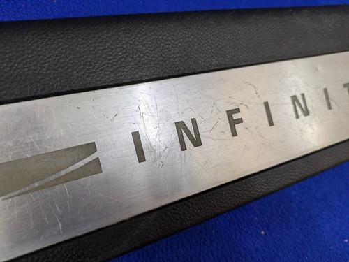 2009-2017 INFINITI QX70 FRONT PASSENGER SIDE DOOR SILL SCUFF PLATE TRIM OEM - Picture 3 of 12