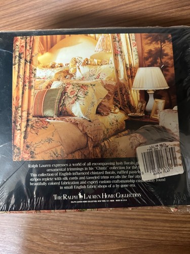 The Ralph Lauren Home Collection Queen Flat Sheet w/ Ruffles: "Lillian Multi" - Picture 12 of 13