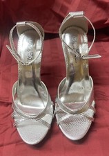 Women Heels-  Wild Roses Brand Wedding/Prom/Pageants-Size 8 - Pre Owned Silver