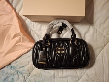 Borsa donne con tracolla Miu Miu Arcadie Matelassé in pelle nappa nera nuova