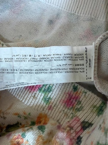 Pretty floral print jumper from Mango Casual, size S. - Picture 5 of 5