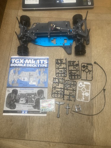 NEU GEBAUT UNBENUTZT TAMIYA VINTAGE 1/8 RC 44010 TGX MK.1 TS DOUBLE DECK CHASSIS