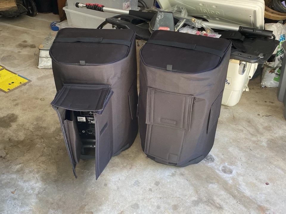 Par de altavoces activos Yamaha DBR12 12” 1000W CAJA ABIERTA con cables de alimentación y cubiertas Foto 4 de 4